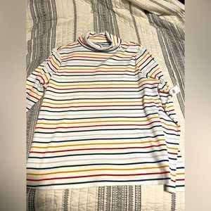 Old navy striped turtle neck - XL, new with tags!! ✨✨